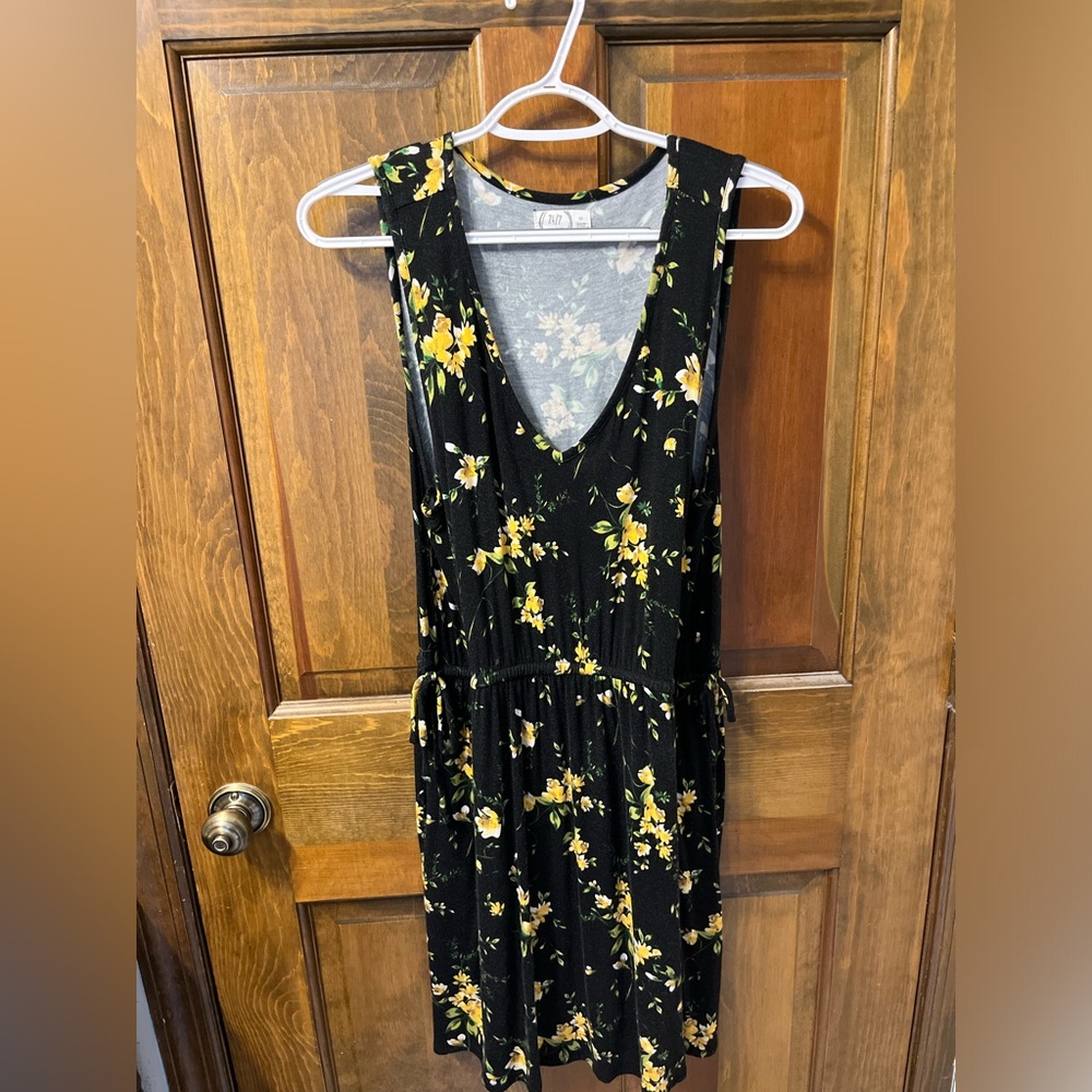 Summer dress casual black with yellow flowers